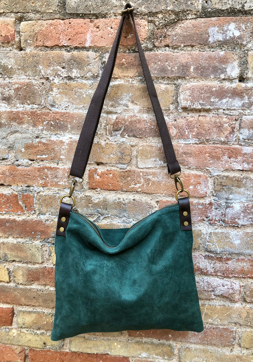 Small leather bag in CREAM BEIGE. Cross body bag, shoulder bag in GENU –  Handmade suede bags by Good Times Barcelona