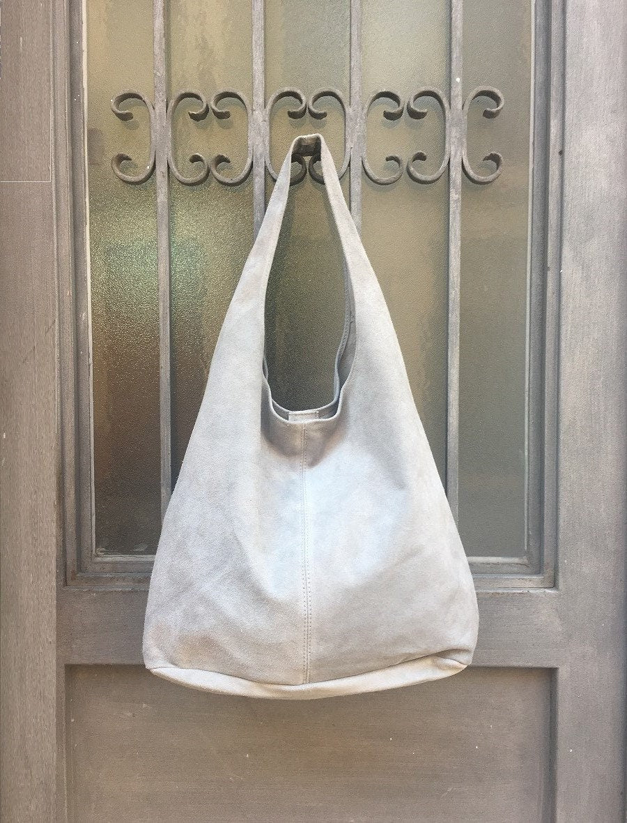 Large SLOUCH leather bag in light GRAY with ZIPPER. Suede tote bag. Soft natural suede bag. Boho bag. Grey suede bag. Laptop or book bag