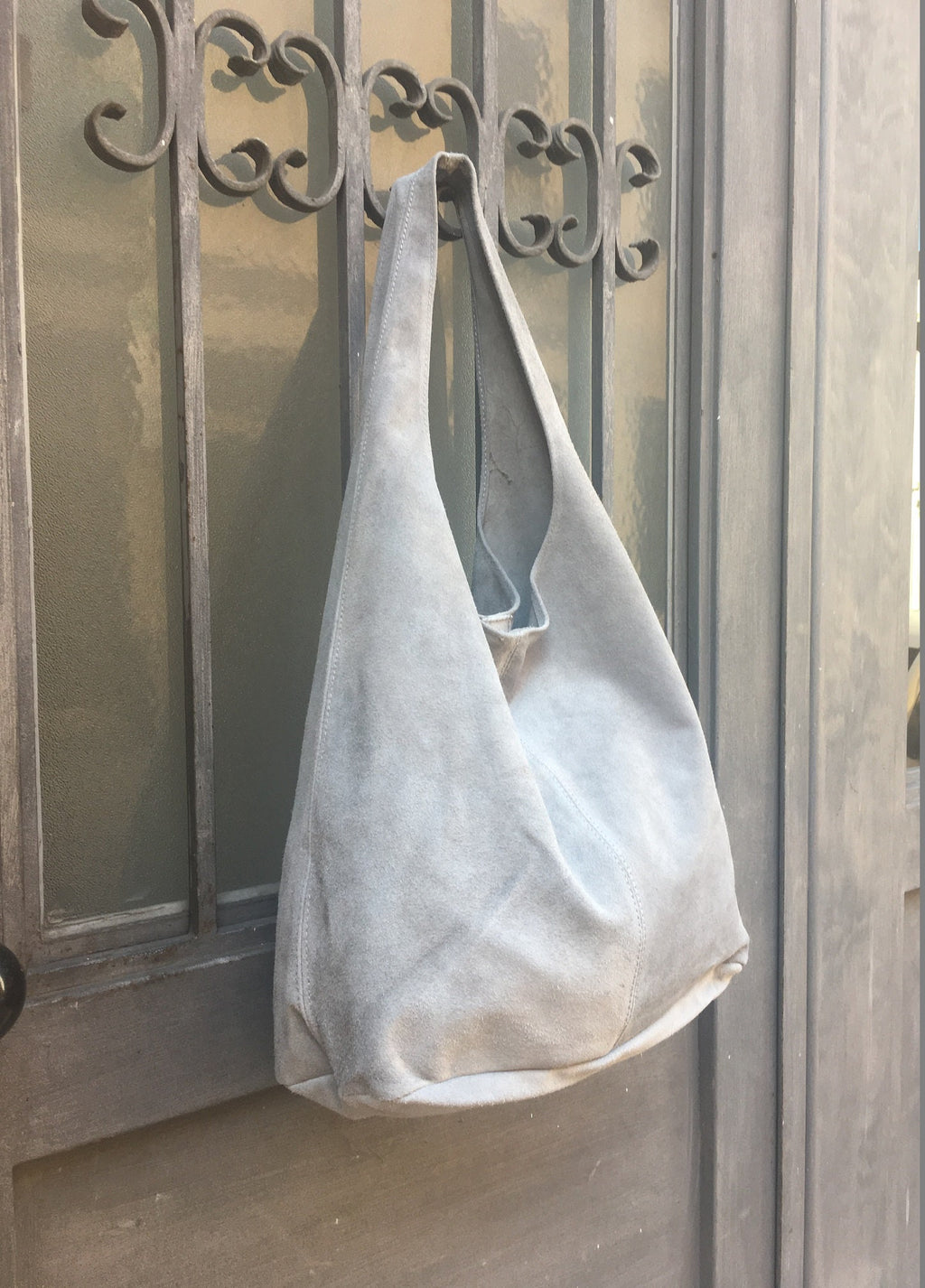 Large SLOUCH leather bag in light GRAY with ZIPPER. Suede tote bag. Soft natural suede bag. Boho bag. Grey suede bag. Laptop or book bag