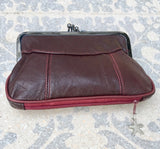 Genuine leather kiss lock purse. Retro inspired wallet with separate zipper for cards. Soft leather grandma purse. Metallic frame in silver