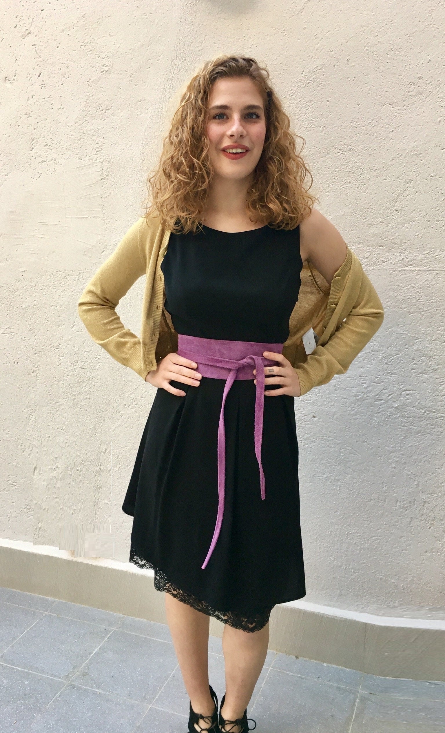 Purple wide OBI belt in genuine soft suede. Waist belt in purple. Dark mauve boho belt. Wide dress wraparound purple belt. Longer option.