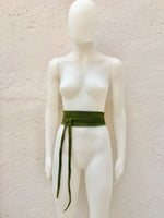 Moss GREEN suede OBI belt. Wrap belt in natural soft suede. Green wraparound belt. Genuine leather boho belt. Green leather waist belt