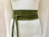 Moss GREEN suede OBI belt. Wrap belt in natural soft suede. Green wraparound belt. Genuine leather boho belt. Green leather waist belt