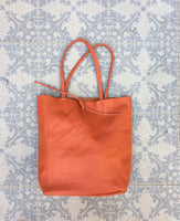 Tote bag in burnt ORANGE. Shopper bag in genuine leather to carry your laptop, tablet or books. Orange leather purse closed with a ZIPPER.