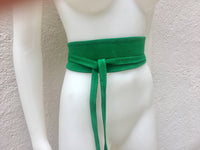 Green suede OBI belt, wraparound belt in soft suede. Genuine leather waist belt, boho GREEN sash. Wrap belt in GREEN suede leather.