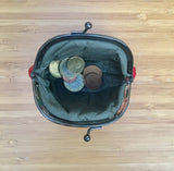 Small coin purse. Genuine leather purse in with metallic frame in SILVER. Retro clip purse in soft leather. Kiss lock retro style coin purse