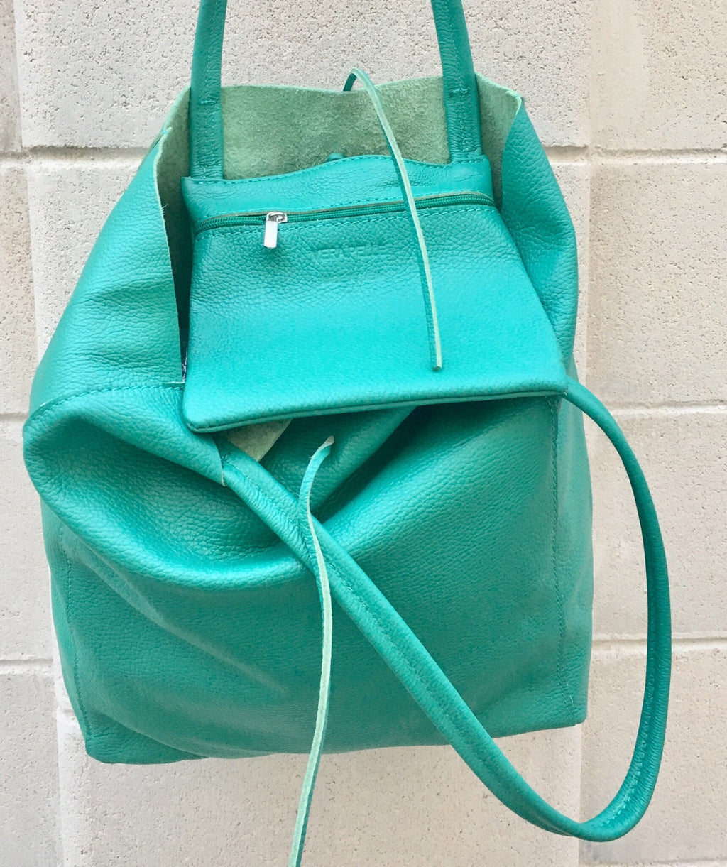 Tote bag in turquoise GREEN. Genuine leather shopper bag. Laptop bag, office bag to carry your tablet or books. Grain leather tote bag.Hobo