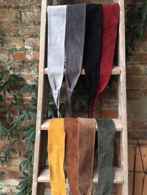 Obi belt in suede.Wrap belt in LIGHT saddle brown. Genuine leather wraparound belt in TAN color. Camel brown belt,. Light tobacco brown belt