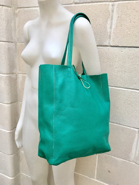 Tote bag in turquoise GREEN. Genuine leather shopper bag. Laptop bag, office bag to carry your tablet or books. Grain leather tote bag.Hobo