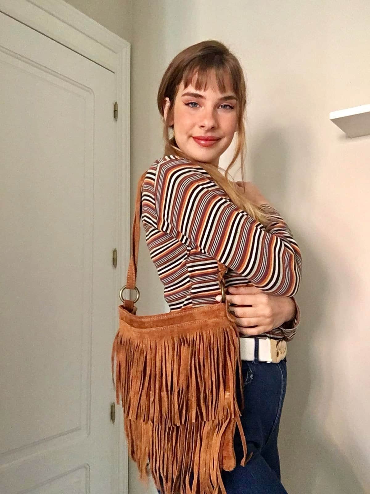 Cross body bag. BOHO suede leather bag in BLACK with FRINGES. Larger model. Messenger bag in genuine suede. Black hippy bag in soft leather