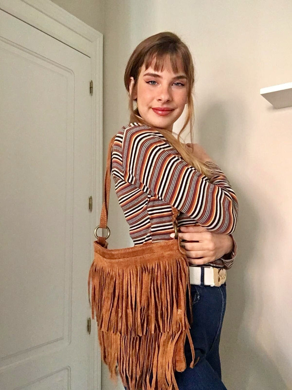 Cross body bag. BOHO suede leather bag in CAMEL brown with FRINGES. Larger model. Messenger bag in genuine suede. Crossbody hippy bag
