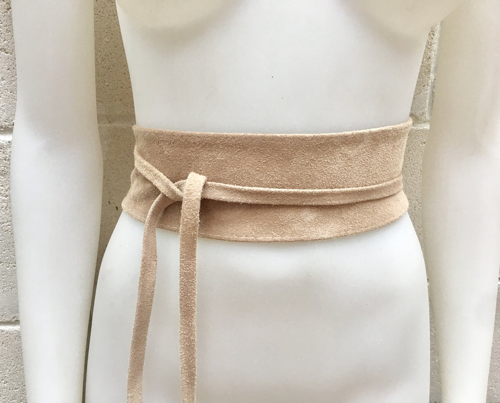 Beige suede OBI belt. Natural soft suede wrap belt. Wraparound beige sash. Genuine leather beige boho belt. Beige waist cinch belt.