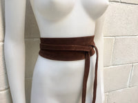 BROWN suede OBI belt. Wrap belt in genuine leather. Boho waist belt in dark brown. Wraparound suede belt. Chocolate brown leather sash