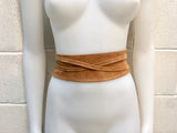 Obi belt in suede.Wrap belt in LIGHT saddle brown. Genuine leather wraparound belt in TAN color. Camel brown belt,. Light tobacco brown belt