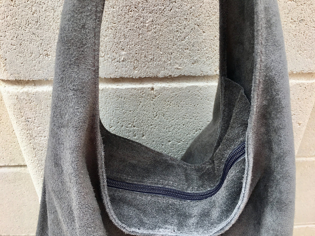 Slouch bag with ZIPPER.Large TOTE leather bag in GRAY. Soft natural suede genuine leather hobo bag. Bohemian bag. Grey suede bag.