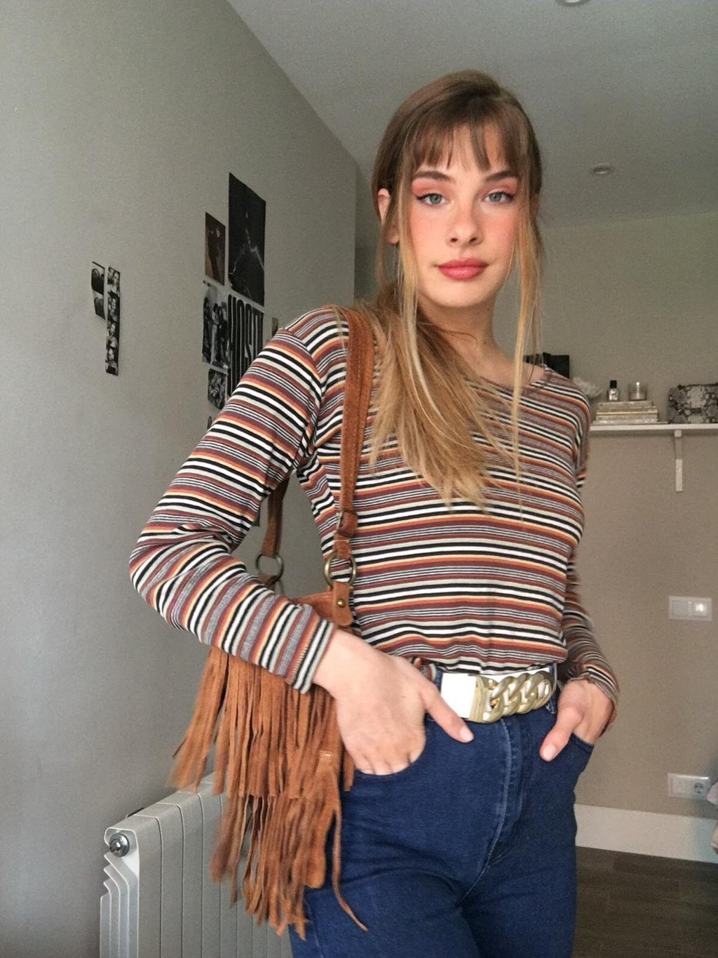 Cross body bag. BOHO suede leather bag in CAMEL brown with FRINGES. Larger model. Messenger bag in genuine suede. Crossbody hippy bag