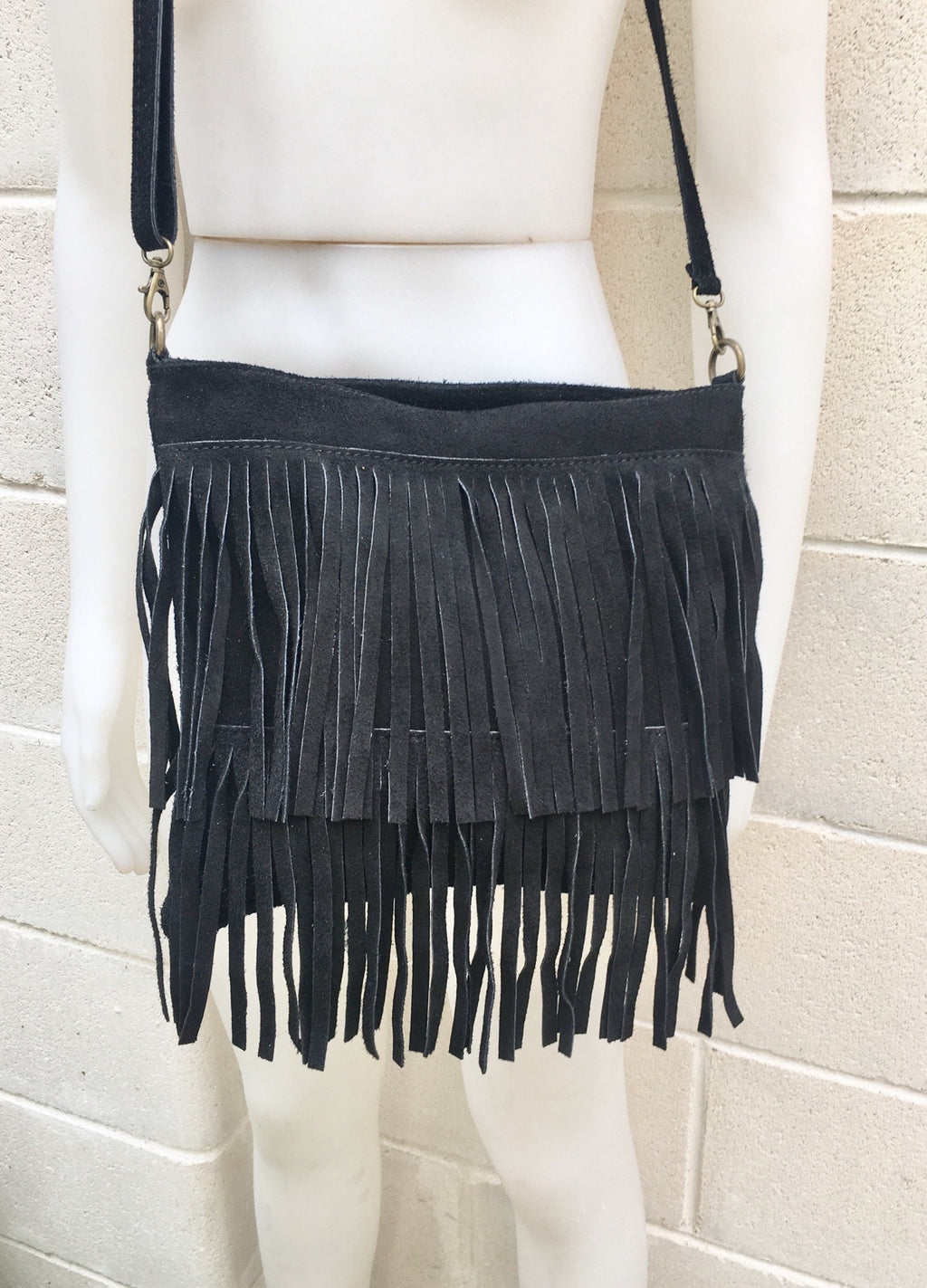 Cross body bag. BOHO suede leather bag in BLACK with FRINGES. Larger model. Messenger bag in genuine suede. Black hippy bag in soft leather