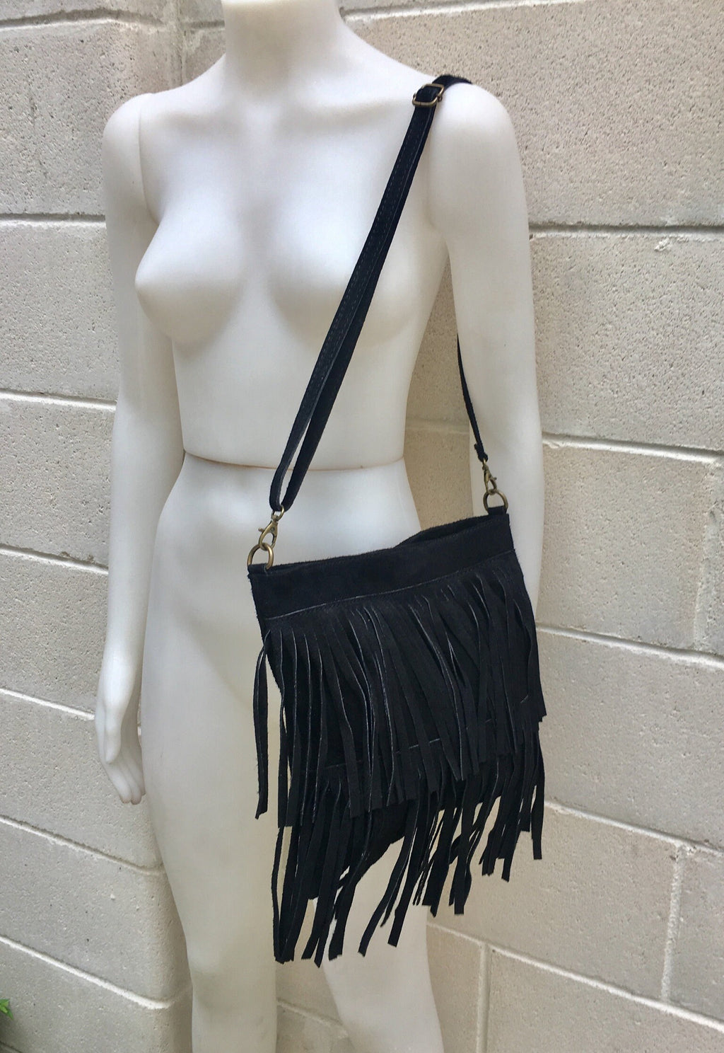Cross body bag. BOHO suede leather bag in BLACK with FRINGES. Larger model. Messenger bag in genuine suede. Black hippy bag in soft leather