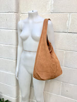 Slouch bag.Large TOTE leather bag in CAMEL brown with zipper.Genuine leather bag.Light tobacco color laptop bags. Large shopper leather bag.