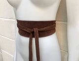 BROWN suede OBI belt. Wrap belt in genuine leather. Boho waist belt in dark brown. Wraparound suede belt. Chocolate brown leather sash