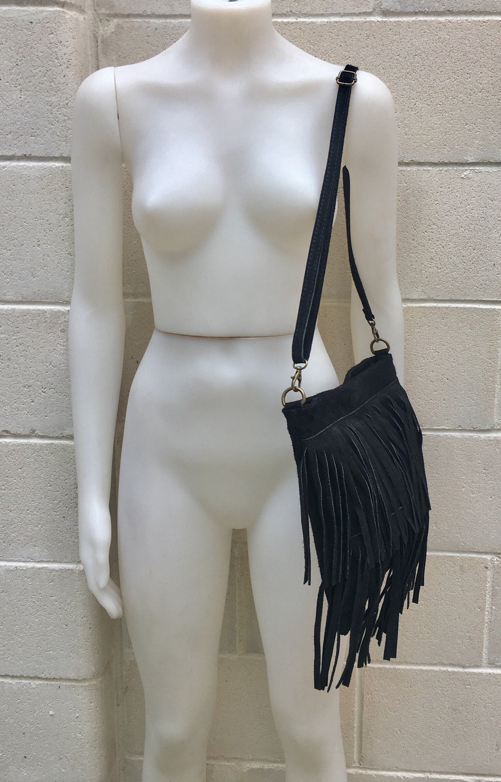 Cross body bag. BOHO suede leather bag in BLACK with FRINGES. Larger model. Messenger bag in genuine suede. Black hippy bag in soft leather