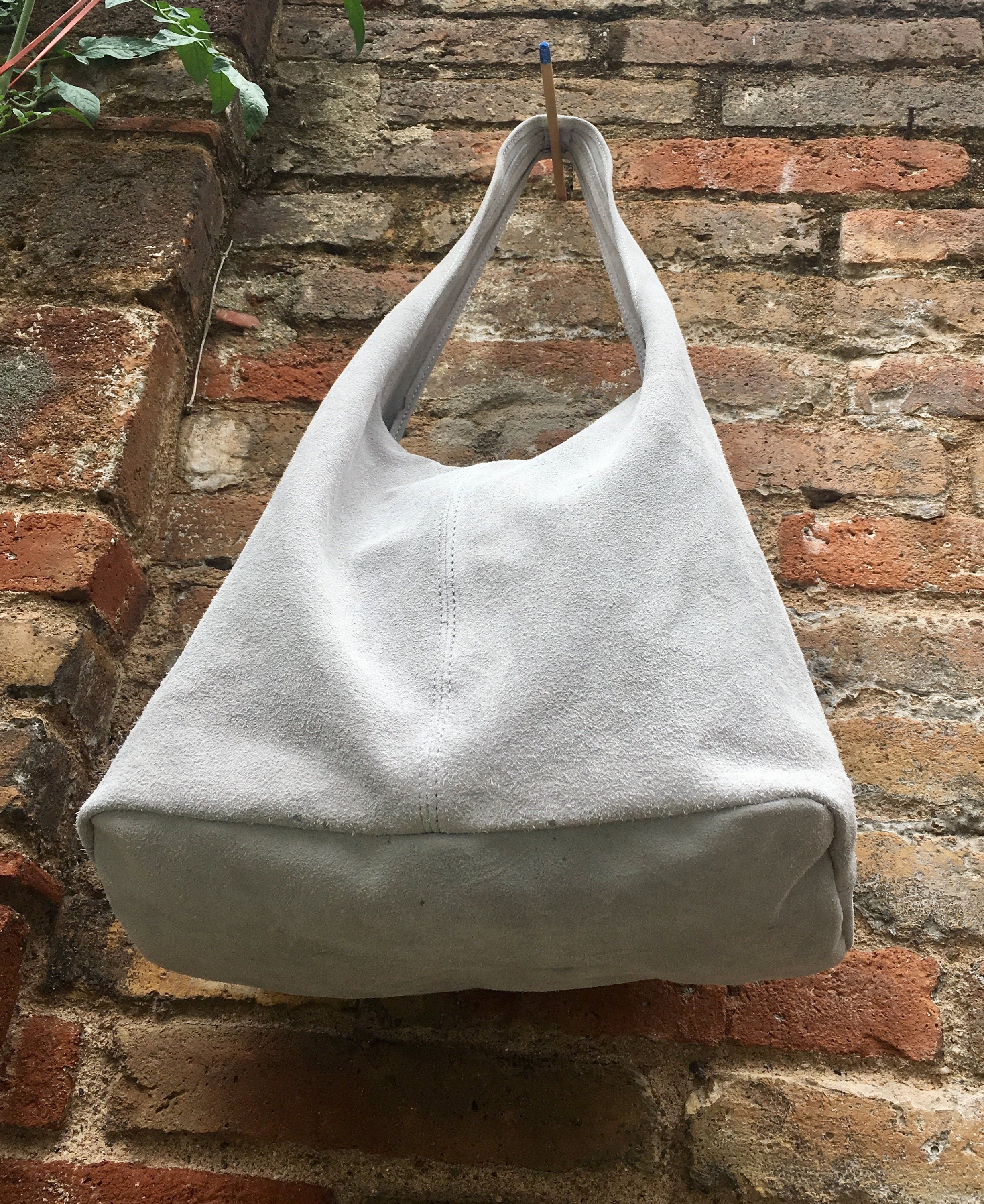Large SLOUCH leather bag in light GRAY with ZIPPER. Suede tote bag. Soft natural suede bag. Boho bag. Grey suede bag. Laptop or book bag