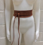 Obi belt in suede. Wrap belt in DARK saddle brown. Genuine leather wraparound belt. Dark CAMEL brown leather belt, dark tobacco waist belt