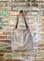 Slouch bag.Large TOTE leather bag in taupe. Soft natural suede leather bag. With ZIPPER. Boho bag. Light brown suede bag. Brown shopper