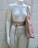 Pink obi belt in soft leather. Wrap belt in light pink. Wide waist belt in genuine leather. Wraparound belt. Boho sash in soft dusty pink