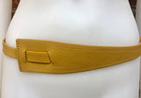 Obi belt in genuine leather. Wrap belt in MUSTARD color. Waist belt in yellow. Mustard color wraparound belt. Genuine leather 80s style belt