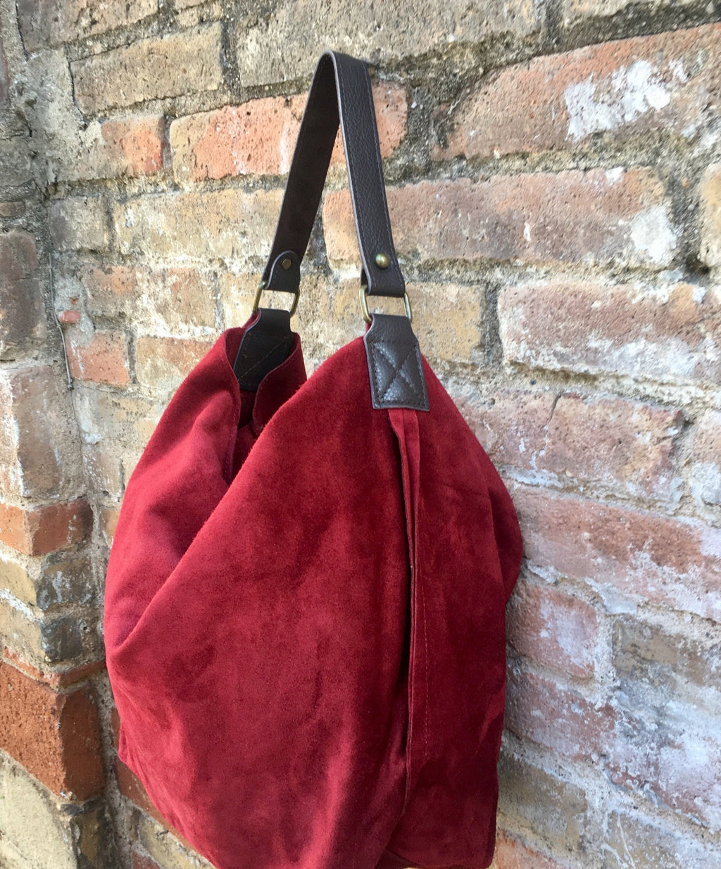 Slouch leather bag in light BURGUNDY. Dark RED hobo bag. Boho bag.Book or tablet bags in suede. Wine red soft leather shopper