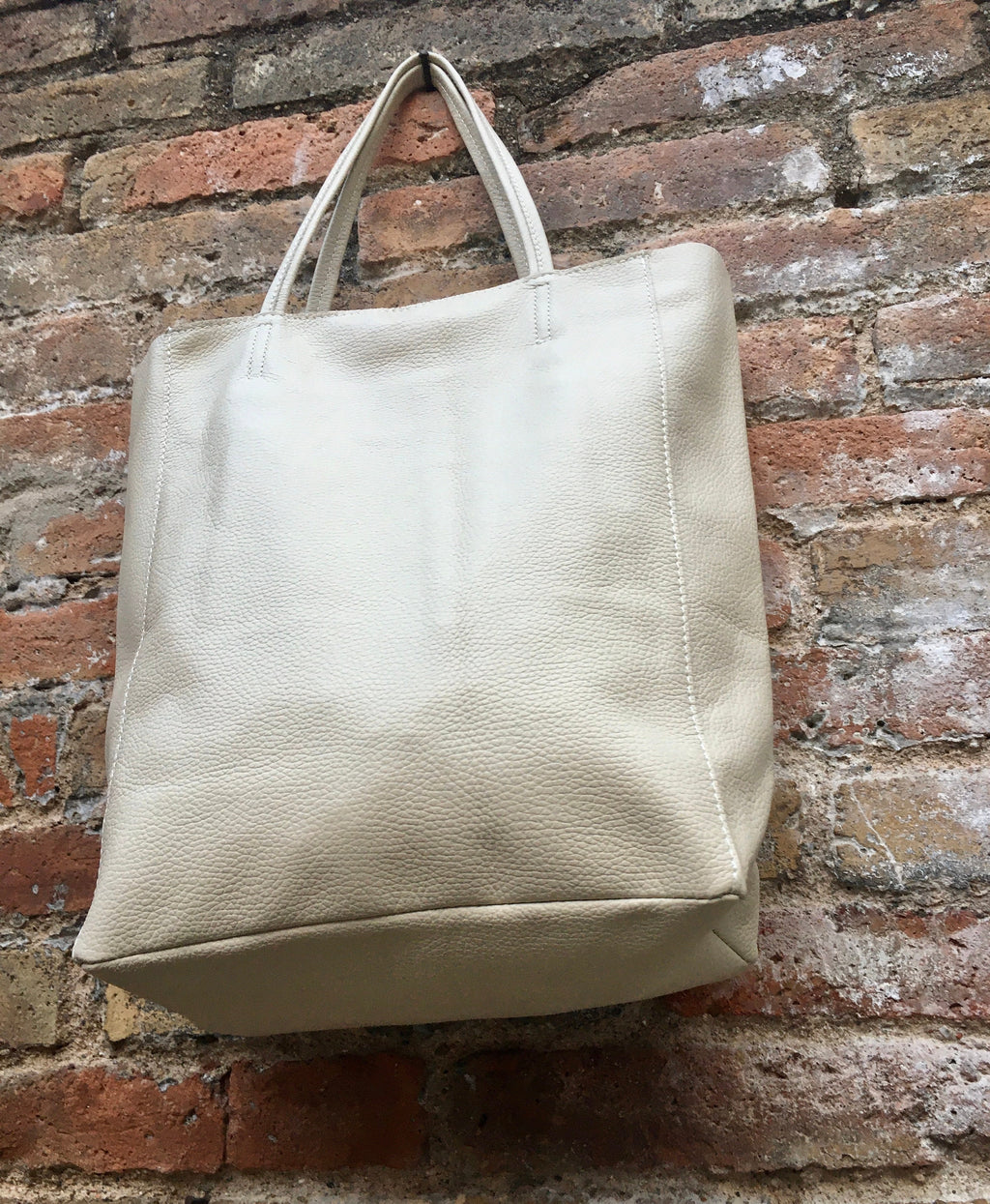 Tote leather bag in cream color with ZIPPER.Leather shopper in a very light beige. Soft GENUINE leather Large bag for your laptop,books