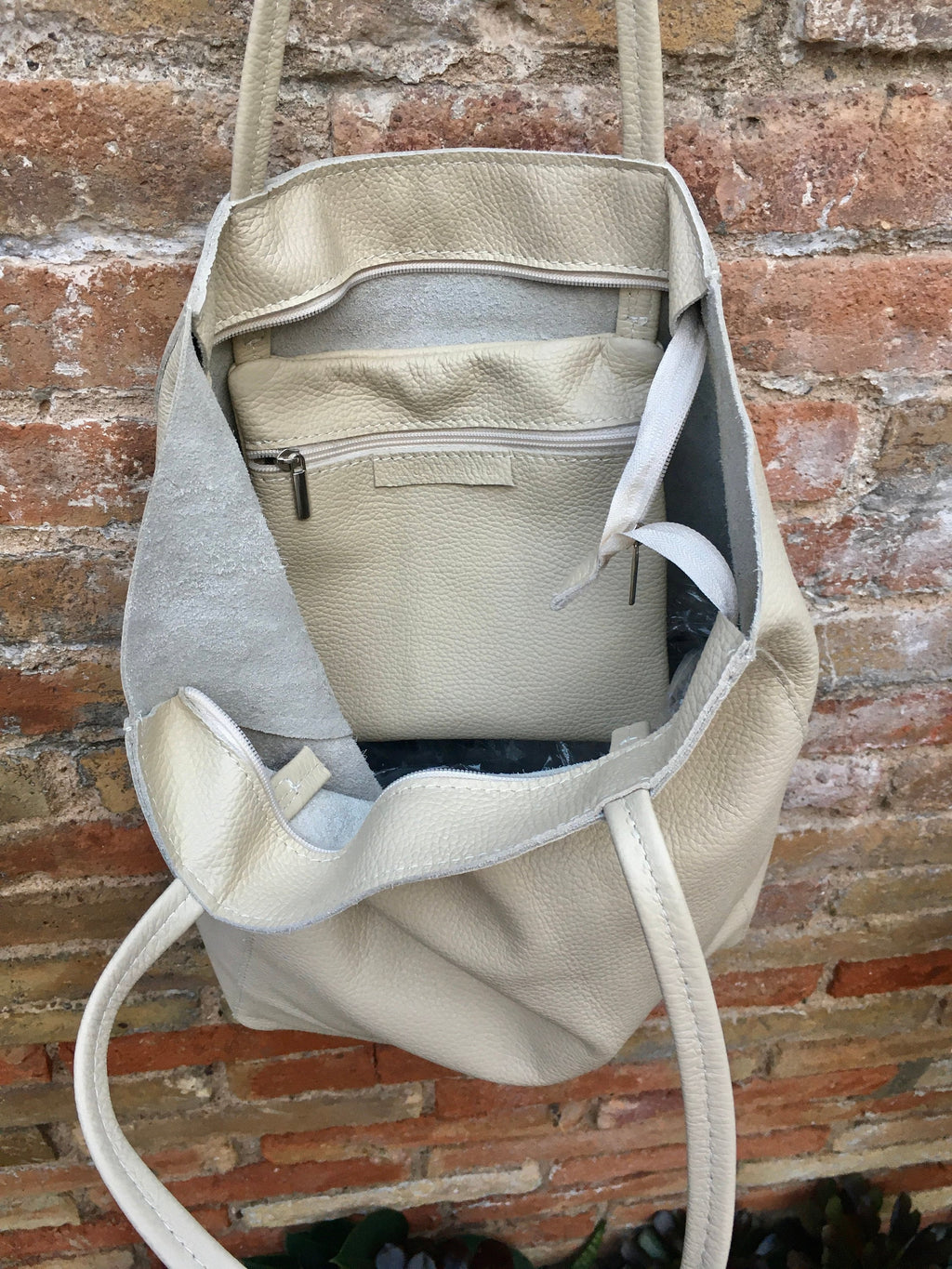 Tote leather bag in cream color with ZIPPER.Leather shopper in a very light beige. Soft GENUINE leather Large bag for your laptop,books