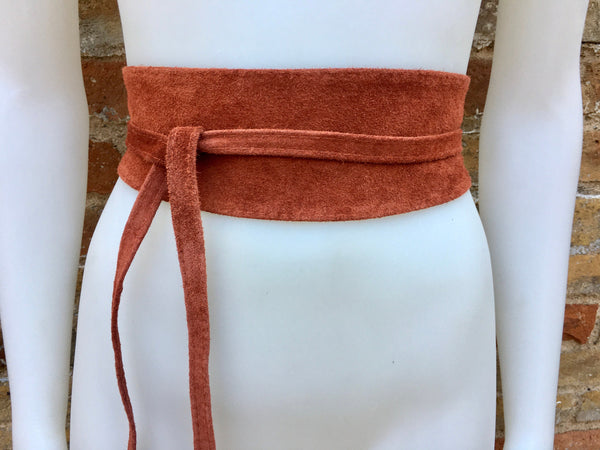 Wide obi belt in suede. Wrap belt in terracotta brown- ORANGE. Genuine leather soft suede sash, rusty brown suede wraparound boho belt