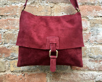 Suede bag in BURGUNDY. Genuine leather BOHO bag. Crossbody, messenger bag in soft leather for books or tablet with zipper. Boho suede bag