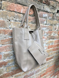 Tote leather bag in beige. Leather shopper in GENUINE leather. Large carry all bag for your laptop, books. Beige leather shopper.Beige purse