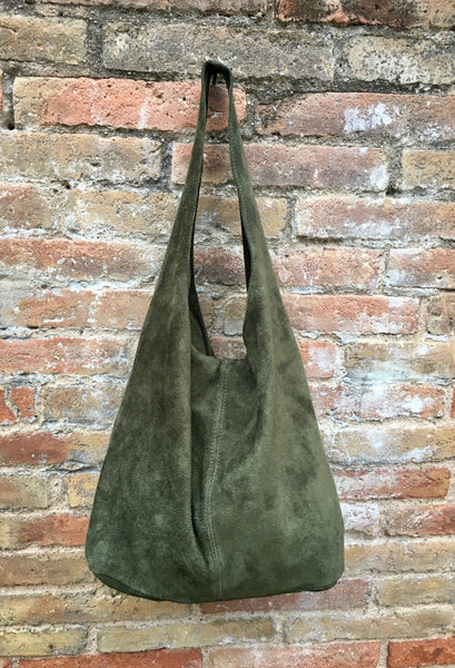 Green slouch bag. Large TOTE leather bag in dark green with zipper. Soft suede leather shopper. Boho carry all bag. Book or laptop bag