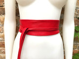 Obi belt in soft leather. Wrap belt in RED. Waist belt in Bright red. Dress , wraparound belt or sash. Boho leather belt.