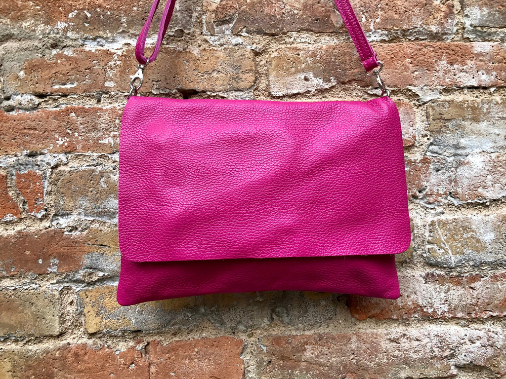 Crossbody leather bag in fuchsia PINK. Genuine soft leather. Hot pink crossover, messenger bag. Zipper + adjustable strap. Hot pink purse