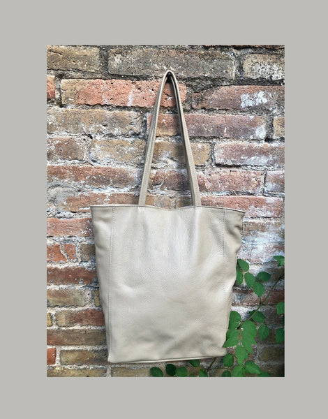 NEW with zipper and lining.Tote leather bag in BEIGE. Soft GENUINE leather shopper bag. Cream carry all bag for your laptop, books, tablets