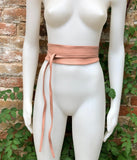 Pink obi belt in soft leather. Wrap belt in light pink. Wide waist belt in genuine leather. Wraparound belt. Boho sash in soft powder pink