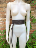 Obi belt in soft leather. Wrap belt in dark BROWN. Waist belt in Chocolate brown.Wraparound belt in brown genuine leather. Dark brown belt