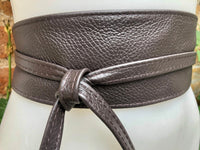 Obi belt in soft leather. Wrap belt in dark BROWN. Waist belt in Chocolate brown.Wraparound belt in brown genuine leather. Dark brown belt