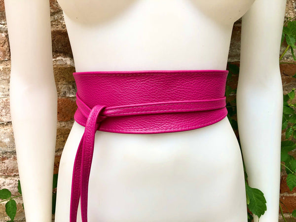 Obi belt in soft leather. Wrap belt in HOT PINK. Waist belt in PINK. Magenta wraparound belt. Shocking pink sash. Fuchsia boho dress belts.