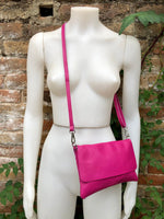 Small leather bag in magenta pink. Fuchsia Crossbody bag, shoulder bag in GENUINE leather. Hot pink bag with adjustable strap and zipper