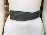 Obi belt in genuine leather. Wrap belt in GRAY. Waist belt in grey stong leather.Grey wraparound belt. Natural leather 80s style belt