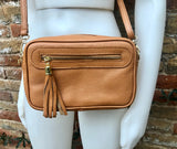 Small leather bag in Camel brown. Cross body bag, shoulder bag in GENUINE leather. Saddle brown leather bag with adjustable strap and zipper