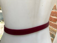 Obi belt in genuine leather. Burgundy wrap belt. Waist belt in PLUM. Wine red - purple wraparound belt. Genuine leather 80s style dress belt