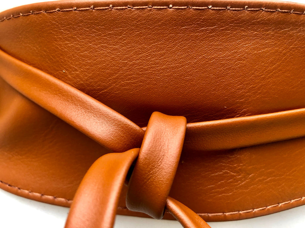 Obi belt in soft leather. Wrap belt in CAMEL BROWN. Waist belt in TOBACCO. Wraparound belt in brown genuine leather. Boho tan wide belt.
