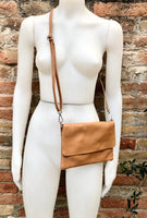 Small leather bag in camel brown. Tan crossbody bag, shoulder bag in GENUINE leather. Saddle brown bag with adjustable strap and zipper